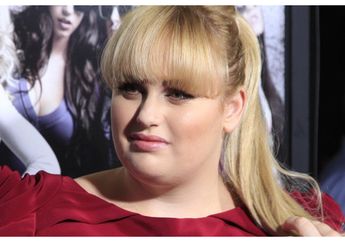 Dibintangi Rebel Wilson, Hollywood Bikin Film Komedi tentang Grup K-Pop