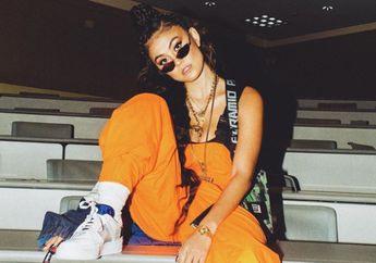 Agnez Mo Tampil Seksi dengan Kulit Gelap Eksotis di Red Carpet American Music Awards 2019