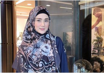 Berurai Air Mata, Mulan Jameela Curhat tentang Hijrahnya