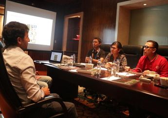 Saat Publik Indonesia Menyaksikan Konflik Shin Tae-Yong dan PSSI, Luis Milla Nikmat Menonton