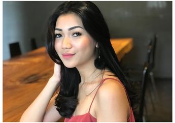 Dituduh Jadi Selingkuhan Mantan Direktur Garuda, Inilah 5 Pesona Cyndyana Lorens, Adik Kriss Hatta yang Pilih Berkarier Jadi Pramugari Ketimbang Artis