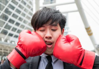 Hidupnya Dihantui Rasa Bersalah, Inilah 6 Zodiak Paling Sering Menyalahkan Diri Sendiri