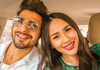 Demi Tinggal Bersama Suami Tampannya, Artis Cantik Ini Rela Korbankan Semua yang Ia Miliki dan Menetap di India