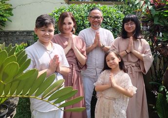 Miliki 3 Orang Anak dengan Usia yang Berbeda, Mona Ratuliu Bagikan Tips Jitu dalam Menghadapi si Buah Hati yang Bad Mood