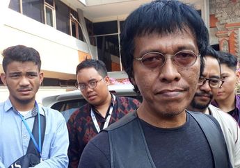 Sempat Diminta Berubah oleh Wanita Ini, Begini Detik-detik Adian Napitupulu Kolaps saat Terkena Serangan Jantung di Pesawat