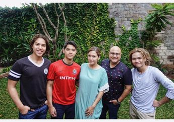 Rangkul Dul Saat Terpuruk Gegara Ahmad Dhani Dipenjara hingga Selalu Ada Saat Senang Maupun Susah, Wanita Ini Sampai Rela Susui Al Ghazali dan El Rumi Saat Masih Kecil hingga Dianggap Ibu Kedua!