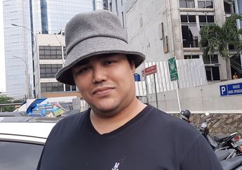 Ditipu Klien yang Pesan Gaun Pernikahan Gegara Pendemi Corona, Ivan Gunawan Ngaku Bakal Jual Mobil Demi Gaji Karyawan: Jual Mobil, Boneka, Masker Buat Pegawai...