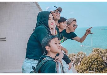 Pamerkan Foto Liburan Bersama dengan Anak-Anaknya, Sule Tulis Pesan Haru: Gak Apa-apa Aku Mah Gak Bahagia..