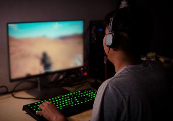 Sering Main Game dalam Ruangan Gelap? Hati-hati Bisa Picu Kebutaan Hingga Gangguan Otak!