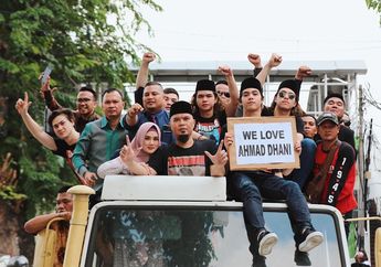 Ahmad Dhani Resmi Bebas dari Penjara, El Rumi Sampaikan Harapan Untuk Ayahnya: Kalau Tetap Ingin Jadi Politikus, Belajarlah Pencitraan!