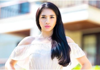 Angel Karamoy Tampil Memesona Pakai Dress Pas Body, Tampilannya yang Seksi Justru Sukses Curi Perhatian!