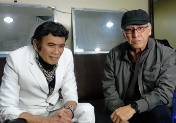 Diberi Gitar Akustik oleh Rhoma Irama, Iwan Fals Lontarkan Pujian untuk Sang Raja Dangdut