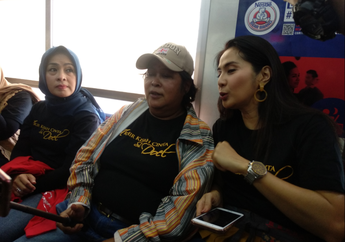 Pertama Kali Naik KRL, Maudy Koesnaedi Mengaku Baru Tahu Aturan Ini