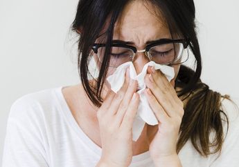 Keluarkan Ingus Terlalu Keras, Wanita ini Alami Alami Patah Tulang Wajah Hingga Kehilangan Pengelihatan