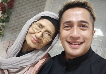 Tak Sempat Ikuti Pemakaman dan Sholatkan Mendiang Ade Irawan, Irfan Hakim Tak Kuasa Menahan Tangis: Maaf Bu Ade, Nggak Bisa Melayat Seperti Halnya Saya Melayat dan Menyolatkan Almarhumah Ria Irawan