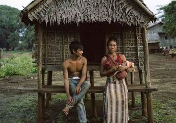 Gadis Muda dari Kampung Kreung Menunggu Banyak Pria di sebuah Gubuk untuk Melakukan 'Cinta Satu Malam', Rupanya Inilah Tujuan tak Lazim Mereka!