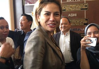 Kronologis Nikita Mirzani Lempar Asbak ke Dipo Latief, Gara-gara Motor Harley!