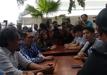 Jelang Film Milea: Suara dari Dilan, Para Pemain Sambangi Rumah Dinas Ridwan Kamil