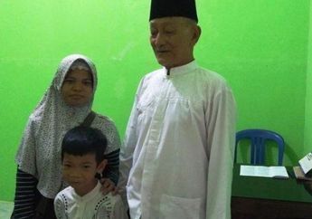 Kakek 75 Tahun Ini Akhirnya Berani Disunat, Istri: paling cuma Sakit Sehari Dua Hari