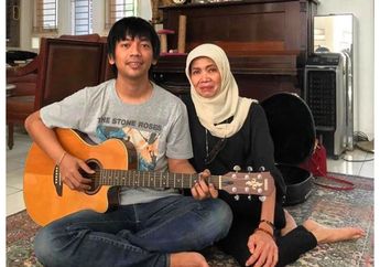 Dipercaya untuk Menjaga Gitar Almarhum Chrisye, Ryan D'Masiv Sampaikan Duka Cita atas Meninggalnya Yanti Noor