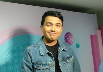 Huni Rumah Megah 2 Lantai dengan Pintu Masih Diplastikin, Sahrul Gunawan Ngeluh saat Ditodong PS 5 oleh Anak-anaknya: Wah Mahal Itu!