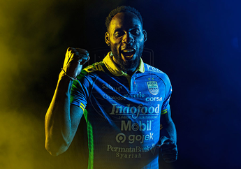 Karena Legenda Arsenal Ini, Bomber Asing Persib Termotivasi Jadi Pemain Sepak Bola