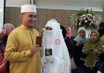 Sosoknya Bak Hilang Ditelan Bumi, Mantan Marshanda Ini Putuskan Berhijrah Hingga Kepergok Selingkuh Saat Pulang Kajian, Sang Istri Malah Ikhlas Legowo : Kita Doain Aja yang Terbaik Buat Mereka..