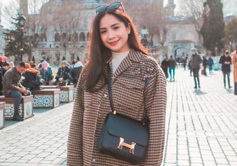 Tak Gengsi Pakai Jaket Murah Saat Mampir ke Hunian Mewah Inul Daratista, Nagita Slavina Bikin Netizen Bersorak: Akhirnya Ada Juga yang Harganya Gak Bikin Syok!