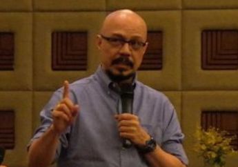 Melejit Lewat Acara Kick Andy, Andy F Noya Ungkap Pernah Disantet saat Masih Bocah hingga Divonis Nyawanya Tak Akan Selamat: Apa Dosaku,&nbsp;Aku kan Masih Kecil?