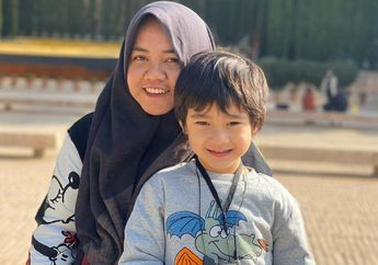 Kegirangan Diajak Keliling Dunia, Pengasuh Setia Rafathar Ini Mendadak Minta Pulang ke Jakarta: Nitip Rafathar ya Takutnya Dia Rewel Pas Bu Gigi Atau Pak Raffi Capek!