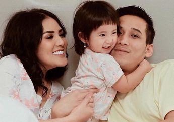 Wajah Polos Anak Bontotnya Dipenuhi Corat-coret Spidol, Nindy Ayunda Auto Pusing Tujuh Keliling: Ada yang Tahu Nggak Bersihin Spidol Permanen?