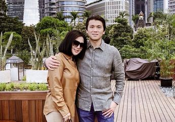 Rayakan Ulang Tahun Pernikahan, Syahrini dan Reino Barack Pamer Foto Lawas dan Kue Tart!