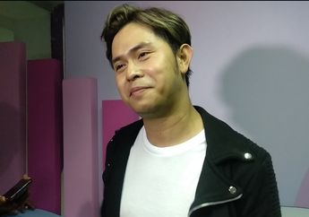 Syahrini dan Reino Barack Rayakan Anniversary Pernikahan yang Pertama, Cakra Khan: Bingung Kasih Kado Apa, Dia Udah Punya Semua