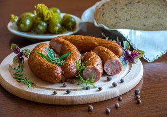 Nggak Perlu Beli, Bikin Sosis Sendiri yuk di Rumah, Lebih Sehat dan Bebas Pengawet!