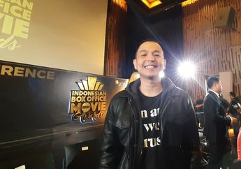 Ernest Prakasa Akui Bosan 6 Kali Bikin Film Drama Komedi, Siap Keluar dari Zona Nyaman Nih?