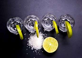 Ajaib! Campurkan Garam dan Jeruk Nipis ke Dalam Air Minum Secara Rutin, Manfaatnya Sungguh Luar Biasa Bagi Tubuh!