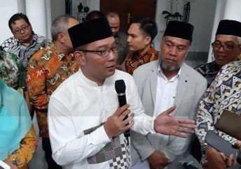Agar Persib Kembali Berlaga, Ridwan Kamil Minta Bobotoh Disiplin Patuhi PSBB