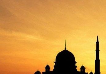 Video: Seorang Muazin Terisak Anjurkan Umat Muslim Salat di Rumah Sebab Virus Corona, Parau Suaranya Tak Sanggup Lanjut Kumandangkan Azan