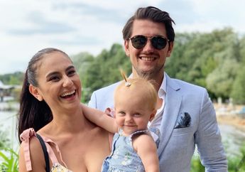 Intip Gemasnya Alaia Moana, Anak Marissa Nasution yang Miliki Bola Mata Berwarna Biru, Cantik Asli Bule!