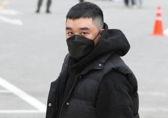 Mantan Staff YG Ini Bocorkan Kelakuan Seungri Pasca Daftar Wajib Militer : Dia Bergaul dengan Teman-teman yang Sangat Menarik!