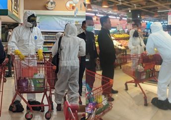 Bikin Pengunjung Lain Panik, Pasutri Ini Nekat Belanja di Supermarket Pakai Baju Hazmat Lengkap Sampai Diusir Security, Netizen: Kasihan Garda Terdepan, Masak APD Buat Ginian!