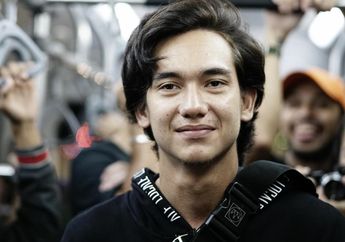 Sebut Film Bukan Sekadar Pekerjaan Tapi Kehidupan, Adipati Dolken: Darah Saya Mengalir Bersama Film Nasional!