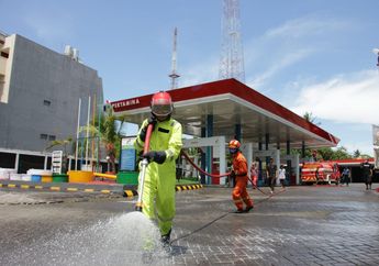 Chat Tukang Antar Galon Minta Berhenti Kerja Viral, Tak Tahan Sehari Siemprot Disinfektan 3 Kali