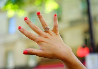 Jari Kelingking Tangan Kanan Kedutan Mitosnya Pertanda Baik, Benarkah?