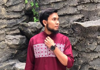 Hilang karena Cedera, Eks Gelandang Timnas Berbisnis Pakaian Muslim