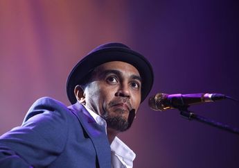 Tak Kesampaian Rayakan Jumat Agung Bersama sang Kakak, Adik Glenn Fredly Ungkap Doa Terakhir sang Penyanyi Sebelum Meninggal Dunia: di Tengah Doanya Bung Berhenti Sejenak, Menahan Sakit Kepalanya...