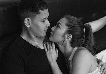 Rayakan Ulang Tahun Andrea Dian yang Baru Sembuh dari Corona, Ganindra Bimo Kecup Mesra Sang Istri: Aku Akan Selalu Nemenin Kamu Sampai Sisa Hidupku