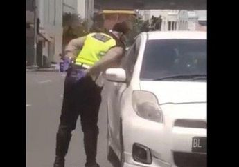 Coreng Korps Bhayangkara, Detik-detik Oknum Polisi Ludahi Pengendara Mobil dan Pungli, Lihat Videonya!