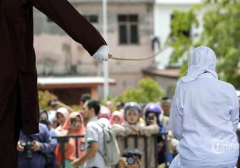 Terlibat Perzinahan dengan Lebih dari Satu Pria, Wanita Bersuami Ini Dicambuk 200 Kali di Muka Umum, Kuat Berdiri Hingga Cambukan Terakhir
