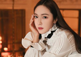 Cantik Natural dan Berjiwa Pemberani, Eks Member SNSD Jessica Jung Didapuk Jadi Brand Ambassador Revlon Global untuk Wakili Wajah Asia!